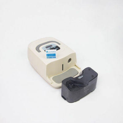Базовый CPAP (СиПАП)-аппарат RESmart BMC-630C с увлажнителем